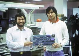 CWT's Steve Jobs & Steve Wozniak's Photo4